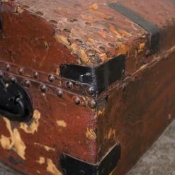 THE AYNHOE PARK COLLECTION Furniture Georgian Red Leather Trunk 18 THE AYNHOE PARK COLLECTION Furniture Georgian Red Leather Trunk