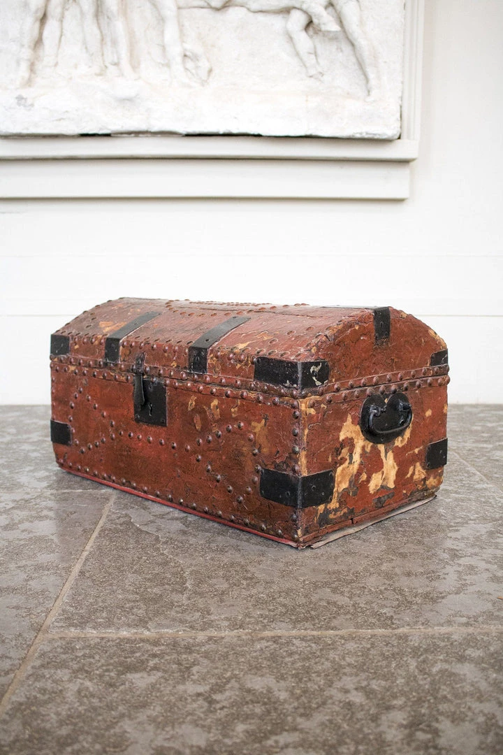 THE AYNHOE PARK COLLECTION Furniture Georgian Red Leather Trunk 7 THE AYNHOE PARK COLLECTION Furniture Georgian Red Leather Trunk